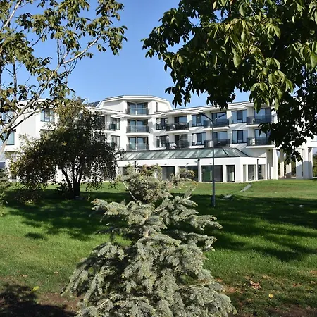 Luxury Vodolei Апартхотел 4*