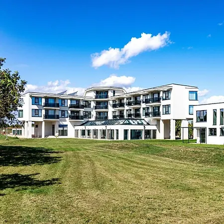 Апартхотел Luxury Vodolei 4*