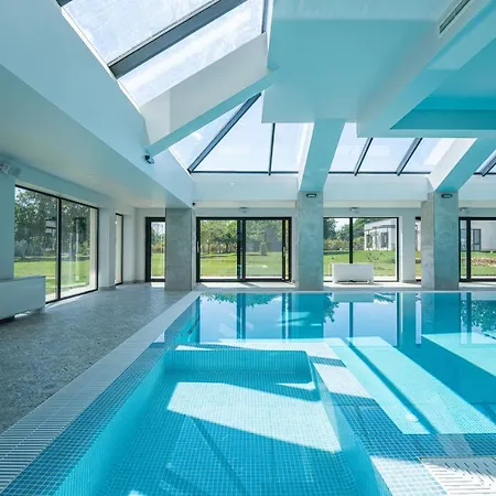 Luxury Vodolei Апартхотел Крапец