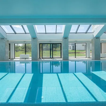 Lejlighedshotel Luxury Vodolei