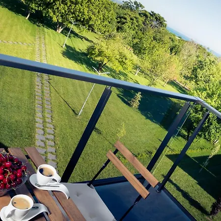 Luxury Vodolei Апартхотел