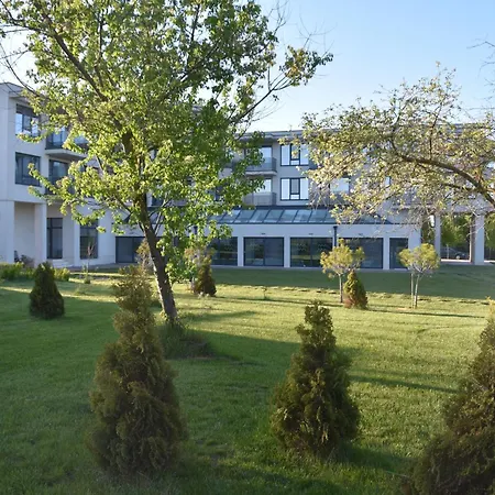 Апартхотел Luxury Vodolei Крапец