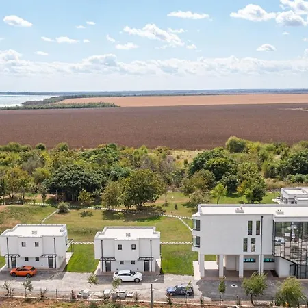 Luxury Vodolei Aparthotel 4*