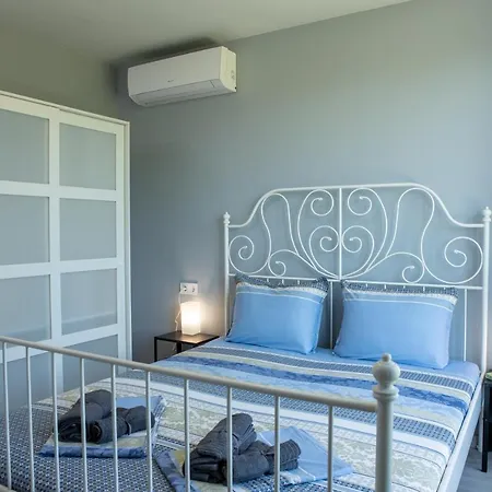 Aparthotel Luxury Vodolei