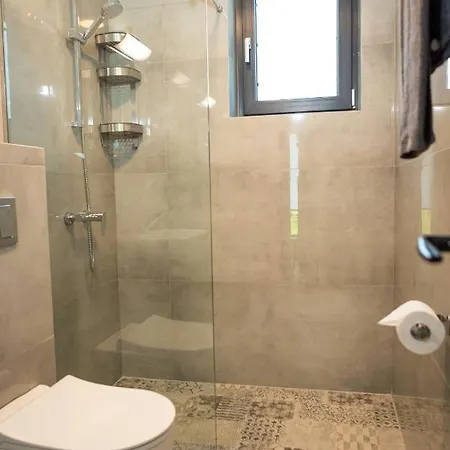 Luxury Vodolei 4*