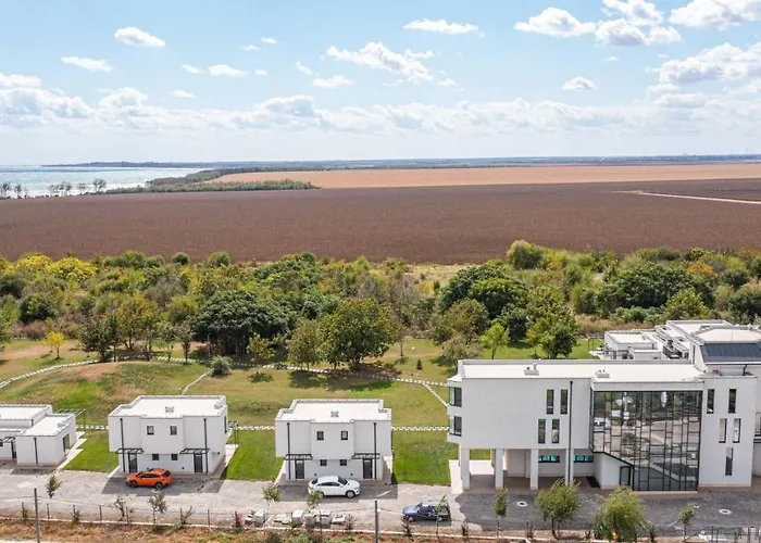 Luxury Vodolei Lejlighedshotel 4*